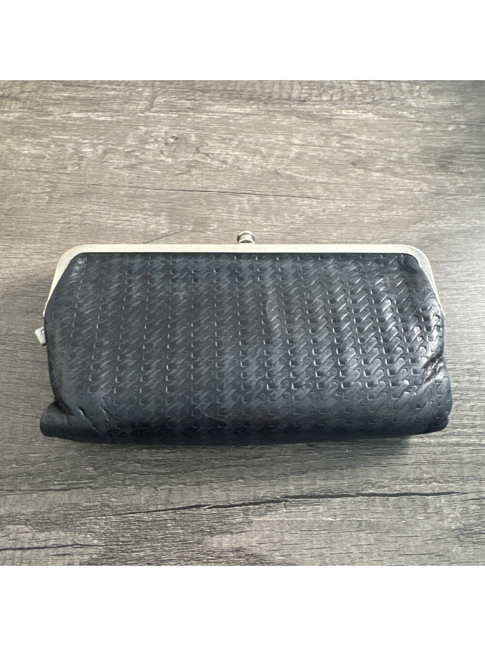 Hobo Lauren Wallet Clutch Double Frame Leather Kiss Lock Clutch Black